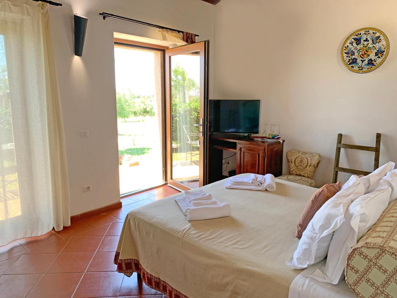 Resort Fonte Vulci Canino Luaran gambar
