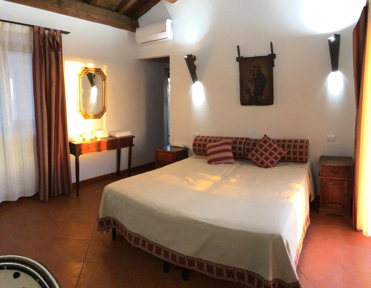 Resort Fonte Vulci Canino Luaran gambar